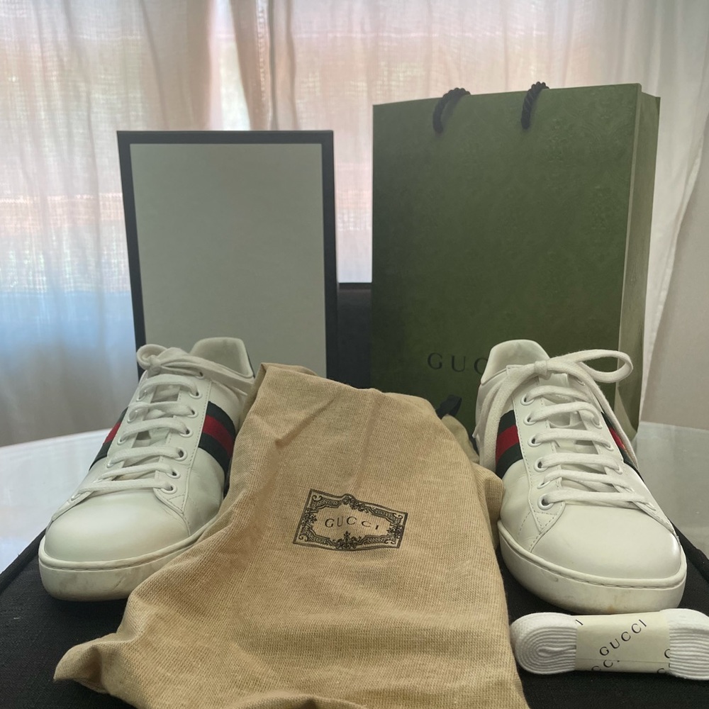 GUCCI New Ace Sneaker Bee Women’s Size 39 EU